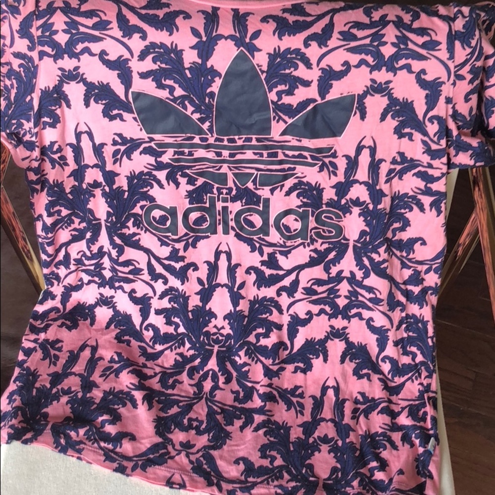 Adidas tee